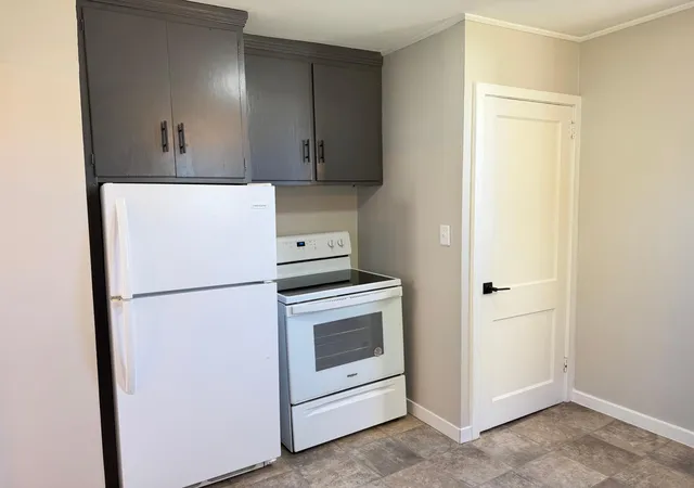 Photo 3 of Single family home for sale at 9 E 3rd Street, Morris, MN 56267 | MLS# 7161885 | Listing updated on 2026-10-20