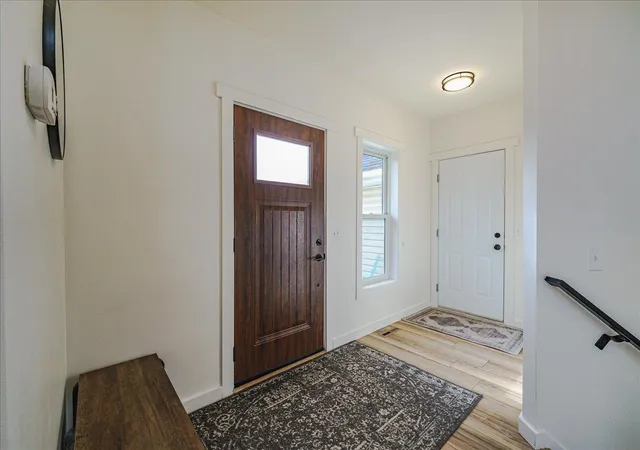 Photo 4 of Single family home for sale at 565 Coventry Pkwy, Saint Paul, MN 55123 | MLS# 7161917 | Listing updated on 2026-10-23