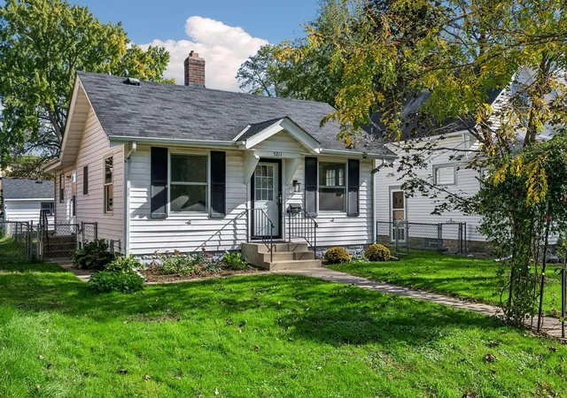 Photo 2 of Single family home for sale at 5211 39th Avenue S, Minneapolis, MN 55417 | MLS# 7161923 | Listing updated on 2026-10-22