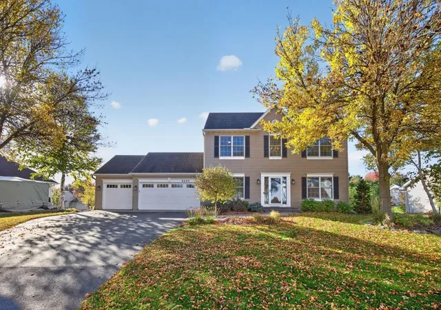 Single family home for sale at 8690 W 176th Street, Lakeville, MN 55044 | MLS# 7161934
