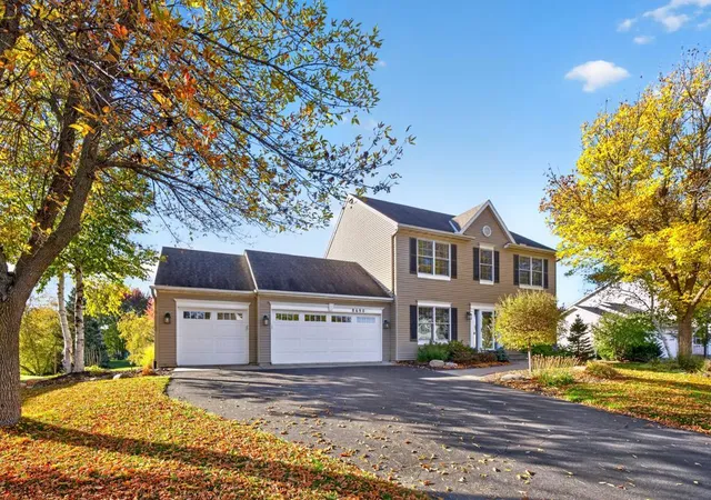 Photo 1 of Single family home for sale at 8690 W 176th Street, Lakeville, MN 55044 | MLS# 7161934 | Listing updated on 2026-10-22