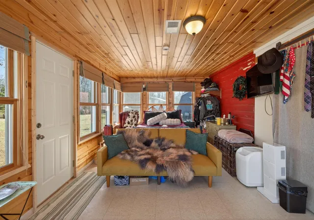 Photo 4 of Single family home for sale at 22708 Deep Woods Ln, Nevis, MN 56467 | MLS# 7161943 | Listing updated on 2026-10-20