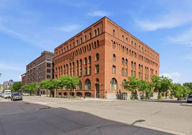 Listing Photo 5 - Condo for sale in building located at 400 N 1St St, Minneapolis, MN 55401 - Unit #502