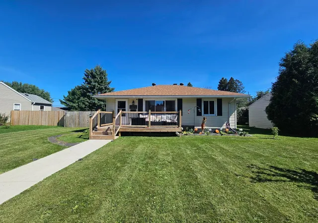 Photo 1 of Single family home for sale at 210 S 2nd Street W, Aurora, MN 55705 | MLS# 7161953 | Listing updated on 2026-10-20