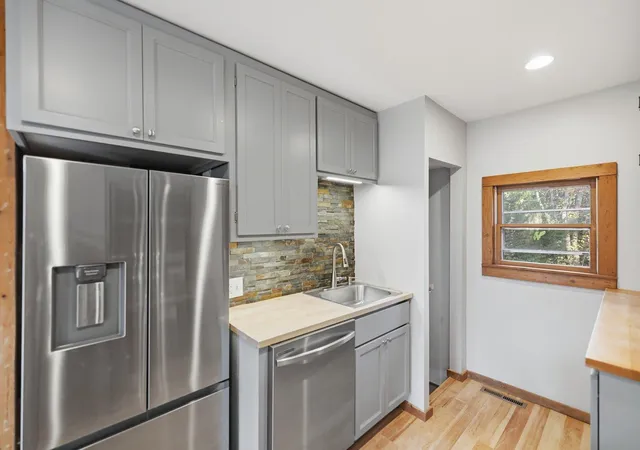 Photo 4 of Single family home for sale at 2200 161st Avenue NW, Andover, MN 55304 | MLS# 7161961 | Listing updated on 2026-10-27
