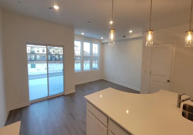 Photo 1 of Single family home for sale at 4789 Airlake Dr, Saint Paul, MN 55129 | MLS# 7161982 | Listing updated on 2026-10-20
