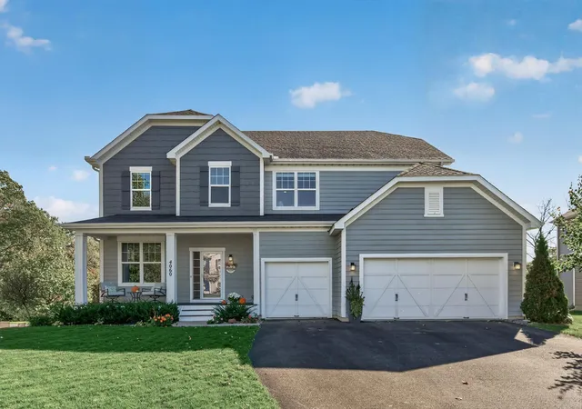 Photo 1 of Single family home for sale at 4060 87th Street E, Inver Grove Heights, MN 55076 | MLS# 7162070 | Listing updated on 2026-10-23