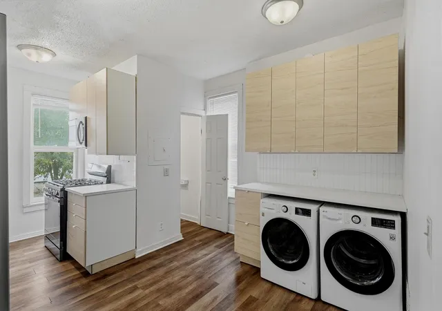 Photo 3 of Multi family home for sale at 669 Case Ave, Saint Paul, MN 55106 | MLS# 7162080 | Listing updated on 2026-10-22