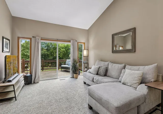 Photo 4 of Single family home for sale at 13185 Is View Dr NW, Elk River, MN 55330 | MLS# 7162085 | Listing updated on 2026-10-21