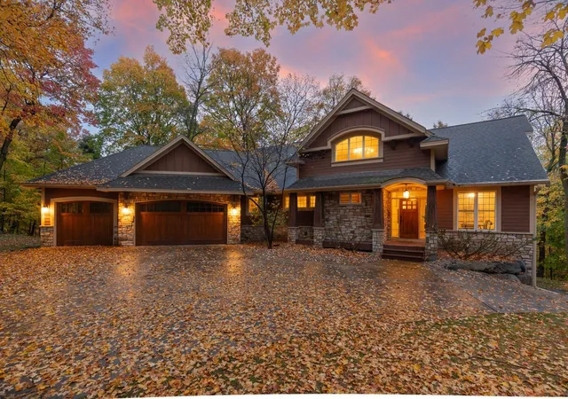 Photo 3 of Single family home for sale at 18600 Ridgewood Rd, Wayzata, MN 55391 | MLS# 7162095 | Listing updated on 2026-10-23