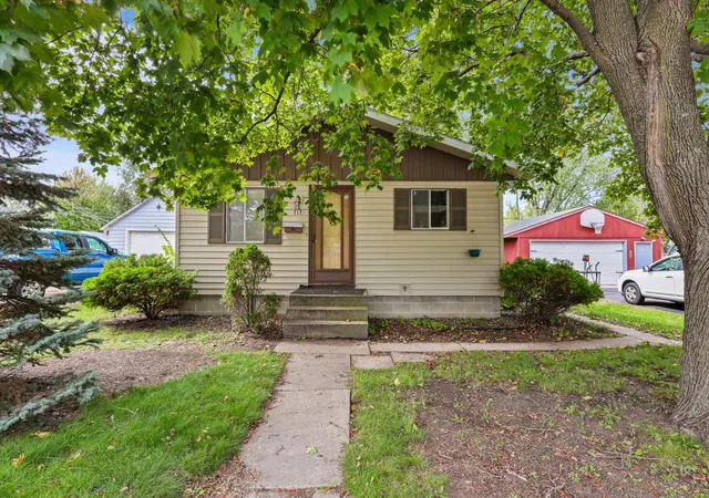 Photo 1 of Single family home for sale at 717 25th Avenue N, Saint Cloud, MN 56303 | MLS# 7162098 | Listing updated on 2026-10-26
