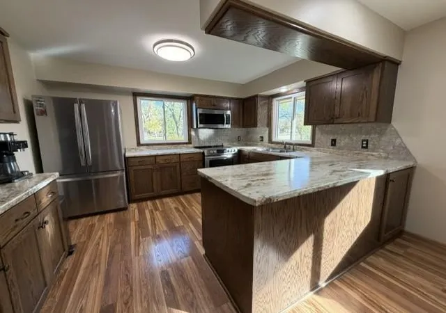 Photo 2 of Single family home for sale at 921 S Meadow Rd, Litchfield, MN 55355 | MLS# 7162119 | Listing updated on 2026-10-20