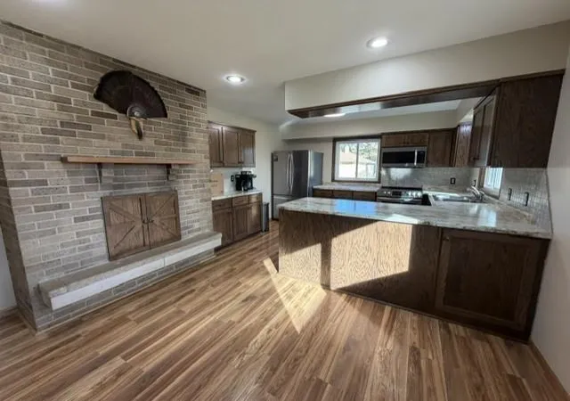 Photo 3 of Single family home for sale at 921 S Meadow Rd, Litchfield, MN 55355 | MLS# 7162119 | Listing updated on 2026-10-20