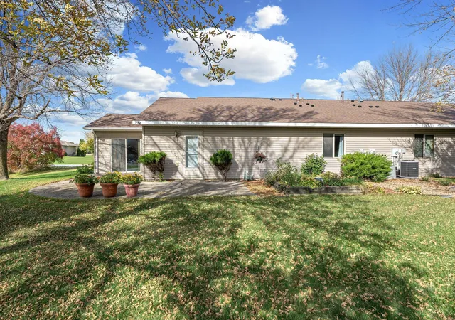 Photo 3 of Single family home for sale at 197 Prairie Ln, Janesville, MN 56048 | MLS# 7162123 | Listing updated on 2026-10-23
