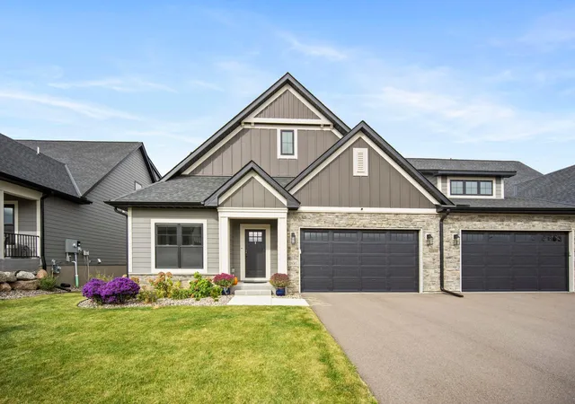 Photo 1 of Townhouse for sale at 18507 Ifton Way, Lakeville, MN 55044 | MLS# 7162202 | Listing updated on 2026-10-23