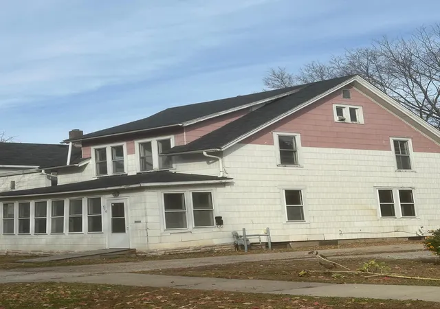 Photo 2 of Multi family home for sale at 510 6th Street Nw, Faribault, MN 55021 | MLS# 7162219 | Listing updated on 2026-10-20