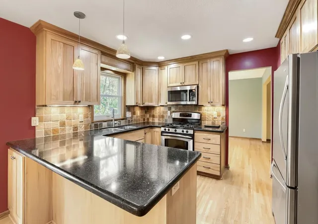 Photo 2 of Single family home for sale at 1568 Ashbury Pl, Saint Paul, MN 55122 | MLS# 7162226 | Listing updated on 2026-10-22