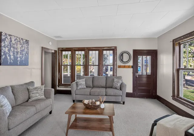 Photo 1 of Single family home for sale at 604 Nevada Ave E, Saint Paul, MN 55130 | MLS# 7162248 | Listing updated on 2026-10-22