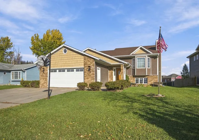 Photo 1 of Single family home for sale at 816 9th Avenue NE, Dilworth, MN 56529 | MLS# 7162277 | Listing updated on 2026-10-28