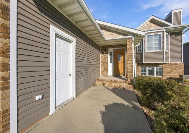 Photo 2 of Single family home for sale at 816 9th Avenue NE, Dilworth, MN 56529 | MLS# 7162277 | Listing updated on 2026-10-28