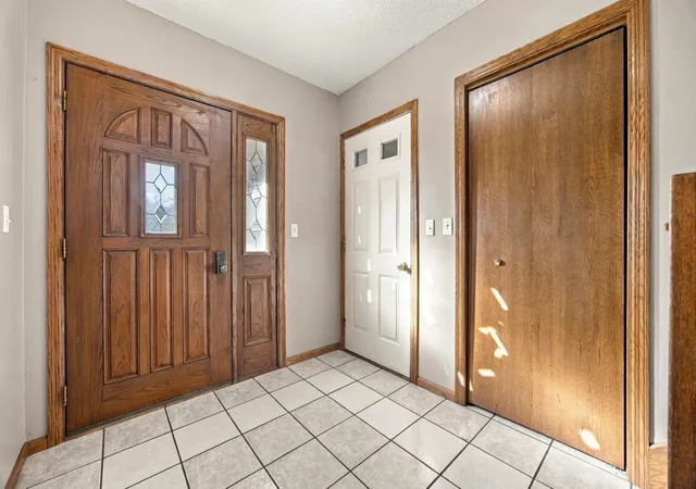 Photo 3 of Single family home for sale at 816 9th Avenue NE, Dilworth, MN 56529 | MLS# 7162277 | Listing updated on 2026-10-28