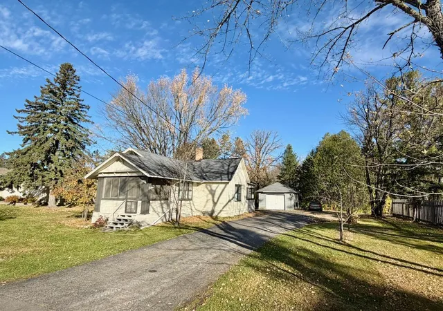 Photo 1 of Single family home for sale at 309 W Vermilion Dr, Cook, MN 55723 | MLS# 7162282 | Listing updated on 2026-10-20