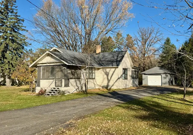 Photo 2 of Single family home for sale at 309 W Vermilion Dr, Cook, MN 55723 | MLS# 7162282 | Listing updated on 2026-10-20