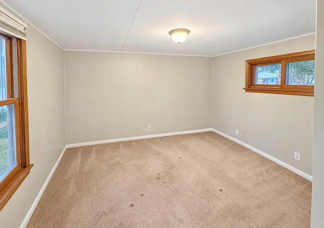 Photo 3 of Single family home for sale at 5533 32nd Avenue S, Minneapolis, MN 55417 | MLS# 7162290 | Listing updated on 2026-10-20