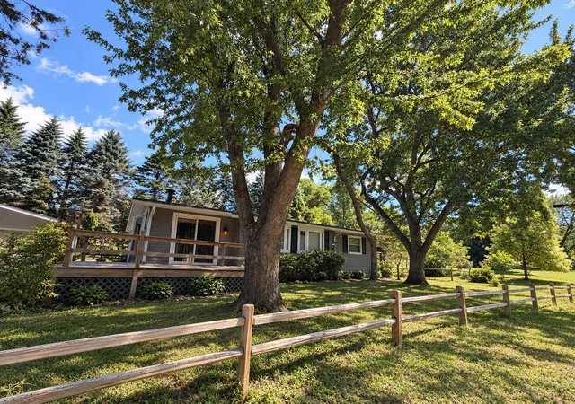 Photo 3 of Single family home for sale at 1236 2nd Street, Saint Paul Park, MN 55071 | MLS# 7162302 | Listing updated on 2026-10-20