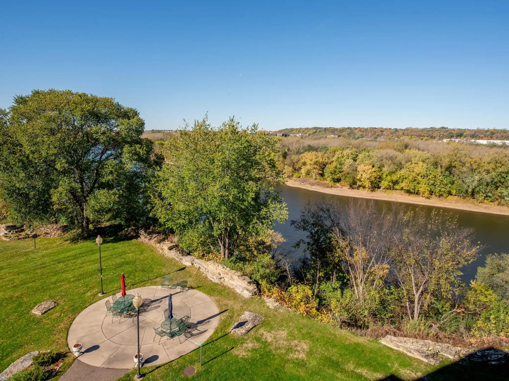 Listing Photo 1 - Condo for sale in 1021 Sibley Memorial Hwy located at 1021 Sibley Memorial Hwy, Lilydale, MN 55118 - Unit #204