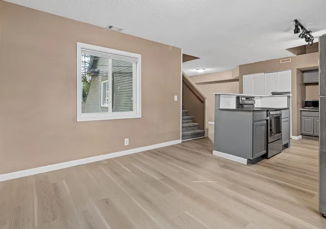 Photo 3 of Single family home for sale at 87 Cook Ave W, Saint Paul, MN 55117 | MLS# 7162349 | Listing updated on 2026-10-21