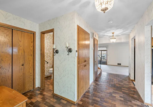Photo 3 of Single family home for sale at 5188 West Ave, Saint Paul, MN 55110 | MLS# 7162378 | Listing updated on 2026-10-23