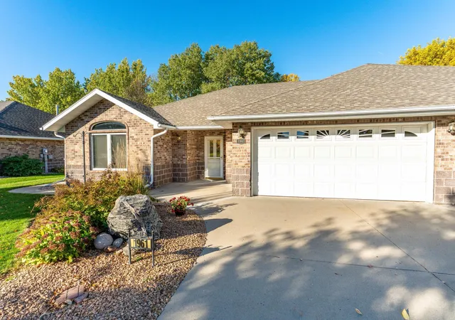 Photo 2 of Single family home for sale at 1961 Oakwood View, Fergus Falls, MN 56537 | MLS# 7162403 | Listing updated on 2026-10-21