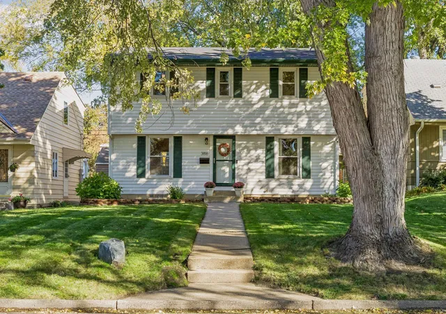 Photo 1 of Single family home for sale at 3816 Abbott Ave N, Minneapolis, MN 55422 | MLS# 7162439 | Listing updated on 2026-10-23