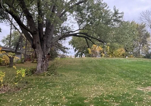 Photo 3 of Single family home for sale at 7668 Military Rd, Saint Paul, MN 55129 | MLS# 7162444 | Listing updated on 2026-10-21