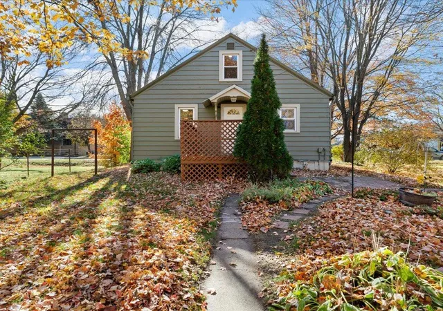Photo 1 of Single family home for sale at 21 1st Street SE, Crosby, MN 56441 | MLS# 7162464 | Listing updated on 2026-10-21