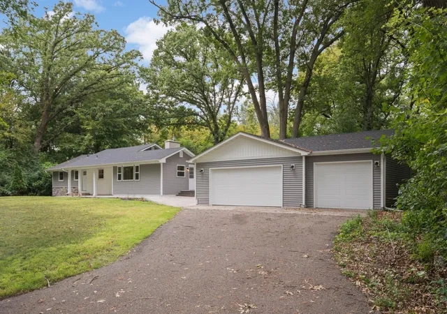 Photo 2 of Single family home for sale at 342 Kenmar Cir, Hopkins, MN 55305 | MLS# 7162479 | Listing updated on 2026-10-21