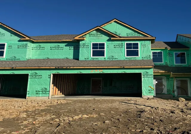 Photo 1 of Single family home for sale at 230 Huntington Dr, Waconia, MN 55387 | MLS# 7162507 | Listing updated on 2026-10-21