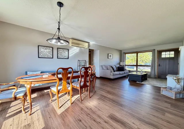 Photo 4 of Single family home for sale at 609 W Summit Ave, Fergus Falls, MN 56537 | MLS# 7162525 | Listing updated on 2026-10-29
