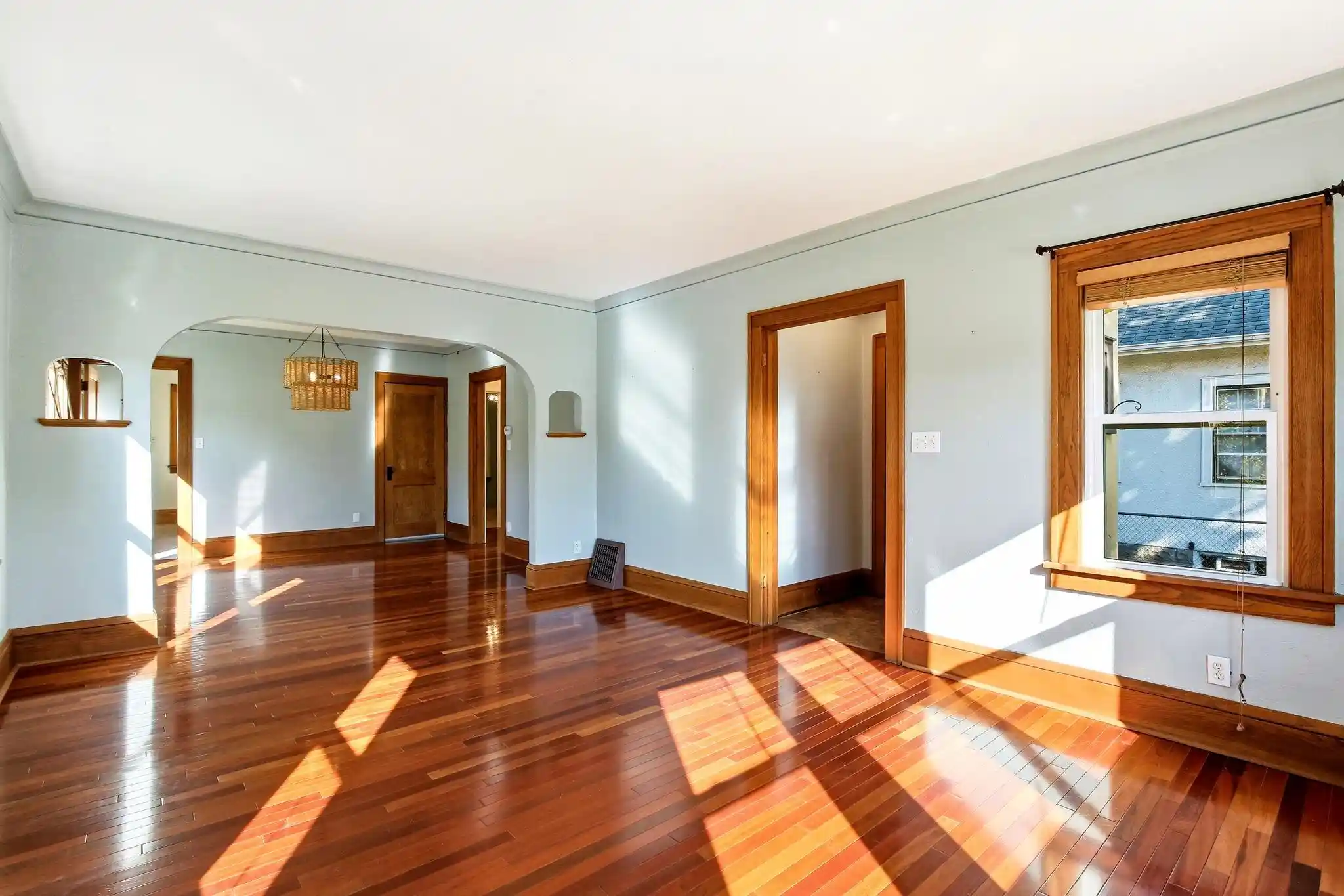 Photo 3 of Single family home for sale at 1327 Thomas Ave, Saint Paul, MN 55104 | MLS# 7162533 | Listing updated on 2026-10-24
