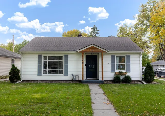 Photo 2 of Single family home for sale at 1546 5th Street N, Fargo, ND 58102 | MLS# 7162538 | Listing updated on 2026-10-24