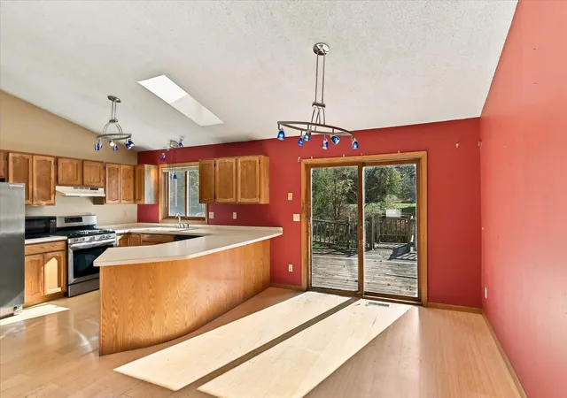 Photo 4 of Single family home for sale at 6701 13th Street Cir N, Saint Paul, MN 55128 | MLS# 7162543 | Listing updated on 2026-10-29
