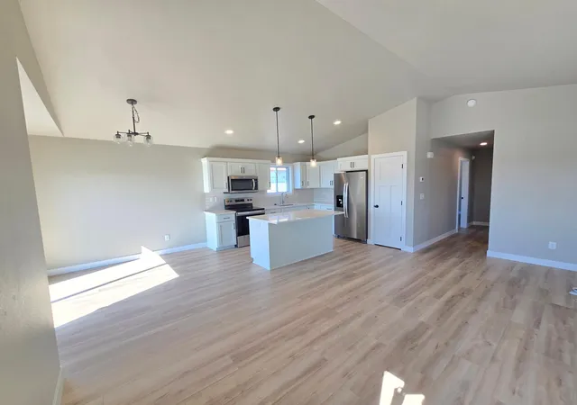 Photo 3 of Single family home for sale at 1148 Meadowlark Ln S, Casselton, ND 58012 | MLS# 7162558 | Listing updated on 2026-10-21