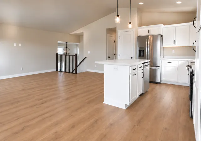 Photo 4 of Single family home for sale at 1148 Meadowlark Ln S, Casselton, ND 58012 | MLS# 7162558 | Listing updated on 2026-10-21