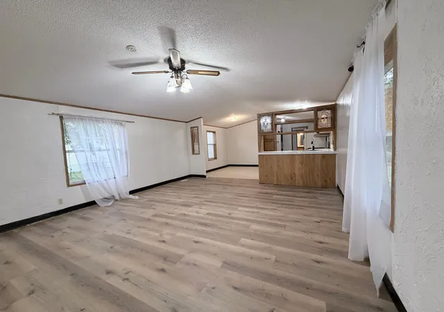 Photo 1 of Single family home for sale at 305 Mozart Ave E, Mankato, MN 56001 | MLS# 7162564 | Listing updated on 2026-10-21