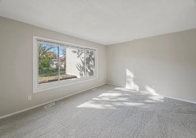 Photo 3 of Single family home for sale at 5902 Cahill Ave, Inver Grove Heights, MN 55076 | MLS# 7162574 | Listing updated on 2026-10-23