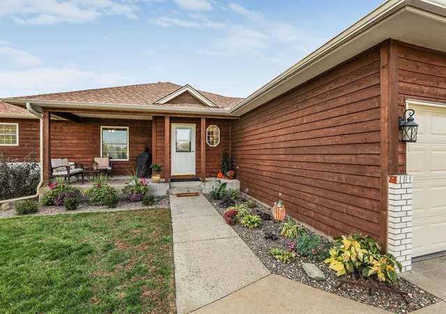 Photo 2 of Single family home for sale at 26251 111th Street Nw, Zimmerman, MN 55398 | MLS# 7162582 | Listing updated on 2026-10-23