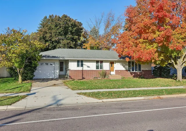 Single family home for sale at 318 S Meridian St, Belle Plaine, MN 56011 | MLS# 7162585