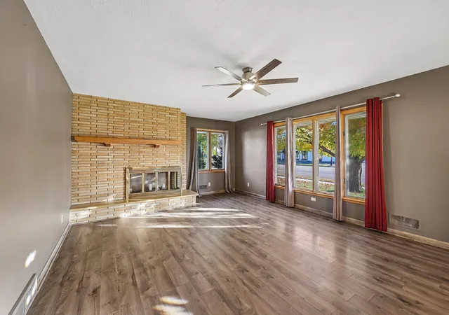 Photo 3 of Single family home for sale at 318 S Meridian St, Belle Plaine, MN 56011 | MLS# 7162585 | Listing updated on 2026-10-23