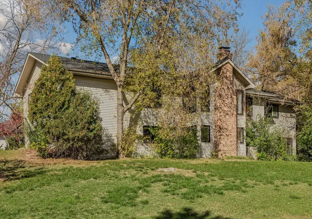 Photo 3 of Single family home for sale at 3620 Evergreen Ln N, Minneapolis, MN 55441 | MLS# 7162592 | Listing updated on 2026-10-23